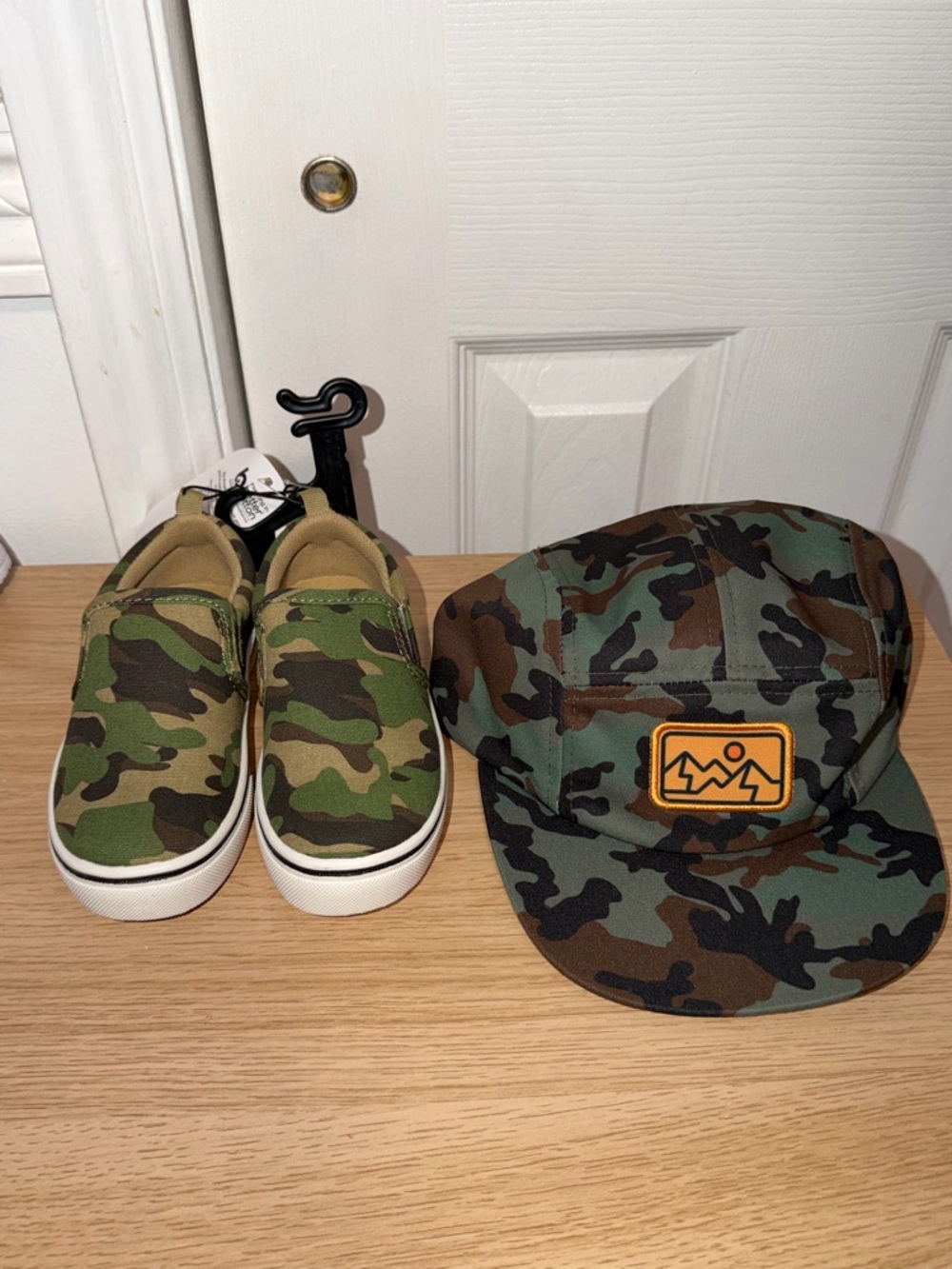 wonder nation Camo Slip-On Sneakers and Camo Cap Set - Green/Brown